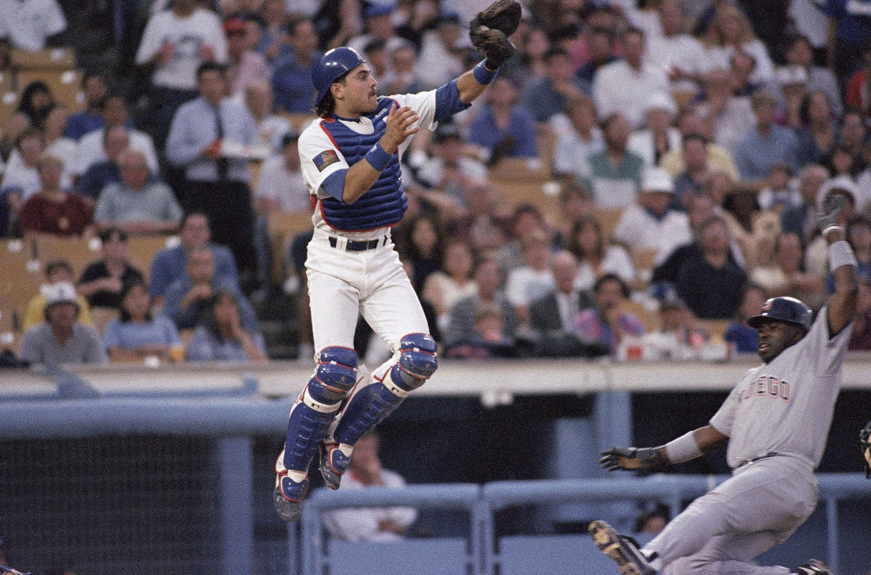 Mike Piazza and Tony Gwynn